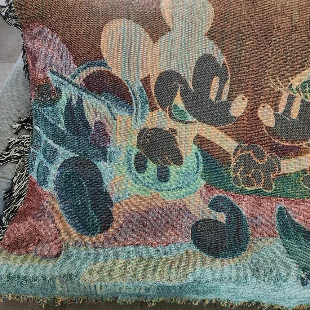 Vintage Disneyland Resort Mickey Minnie Picnic Woven Tapestry Throw Blanket